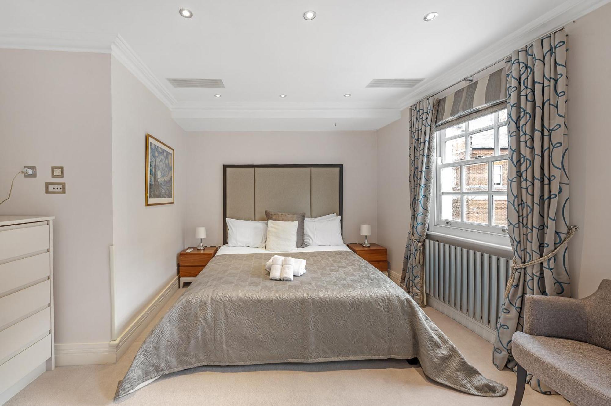 Casa Italia Near Sloane Square - Ac All Bedrooms Лондон Экстерьер фото